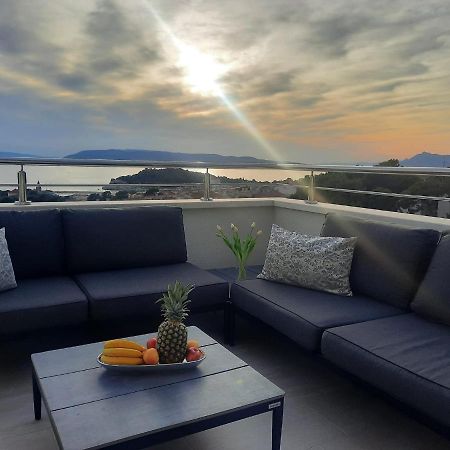 Apartment Anny De Luxe With Sea View Makarska Extérieur photo